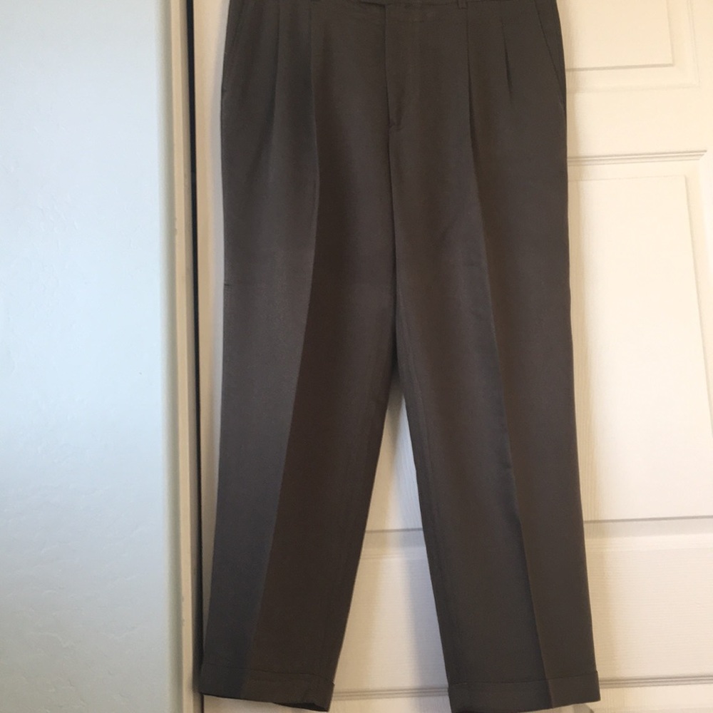 Nice Sz. 42 olive green dress pants